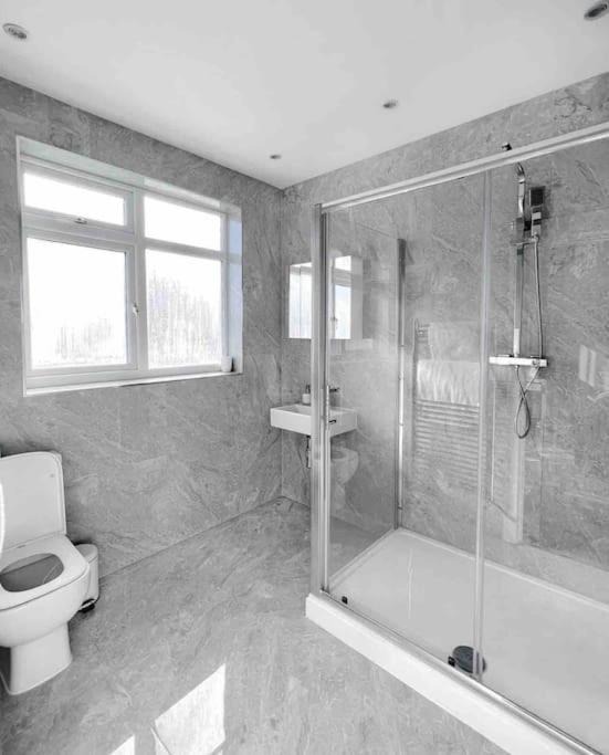 Photo of Others in Palmers Green