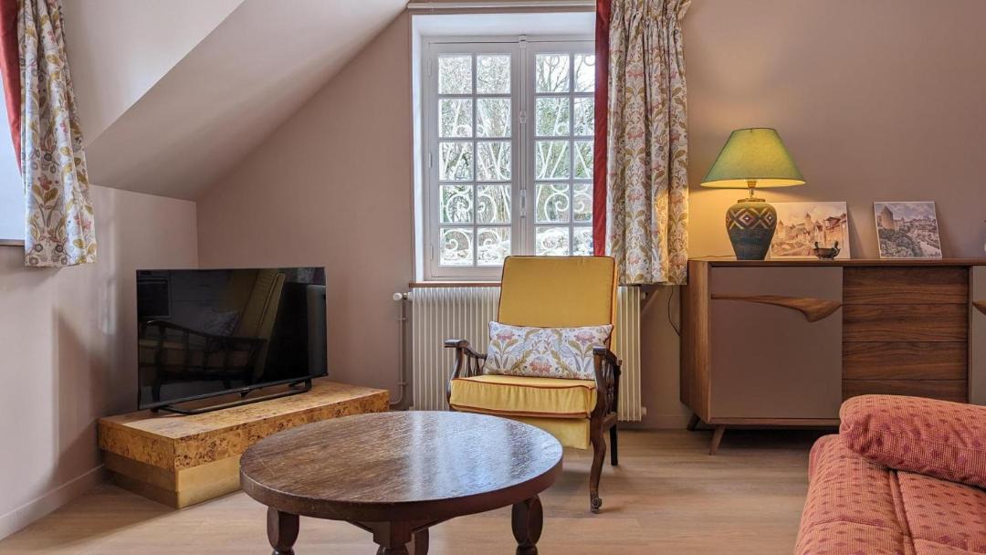 Photo of Livingroom in Pont-et-Massene