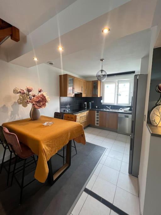 Photo of Others in Le Passage