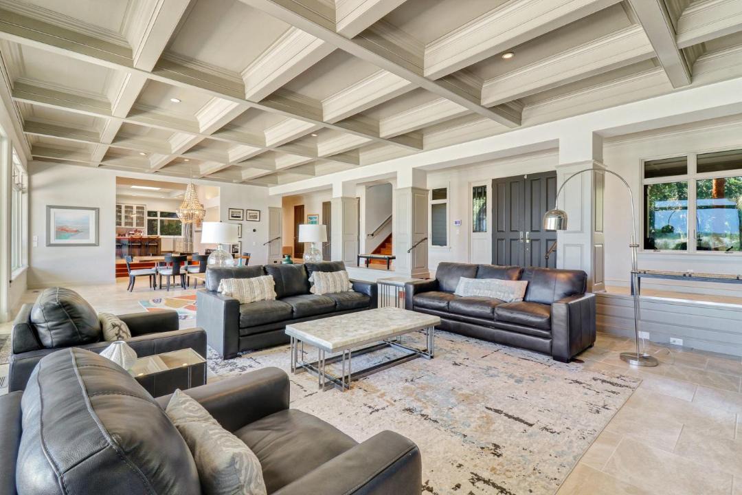 Photo of Livingroom in Beach Lagoon