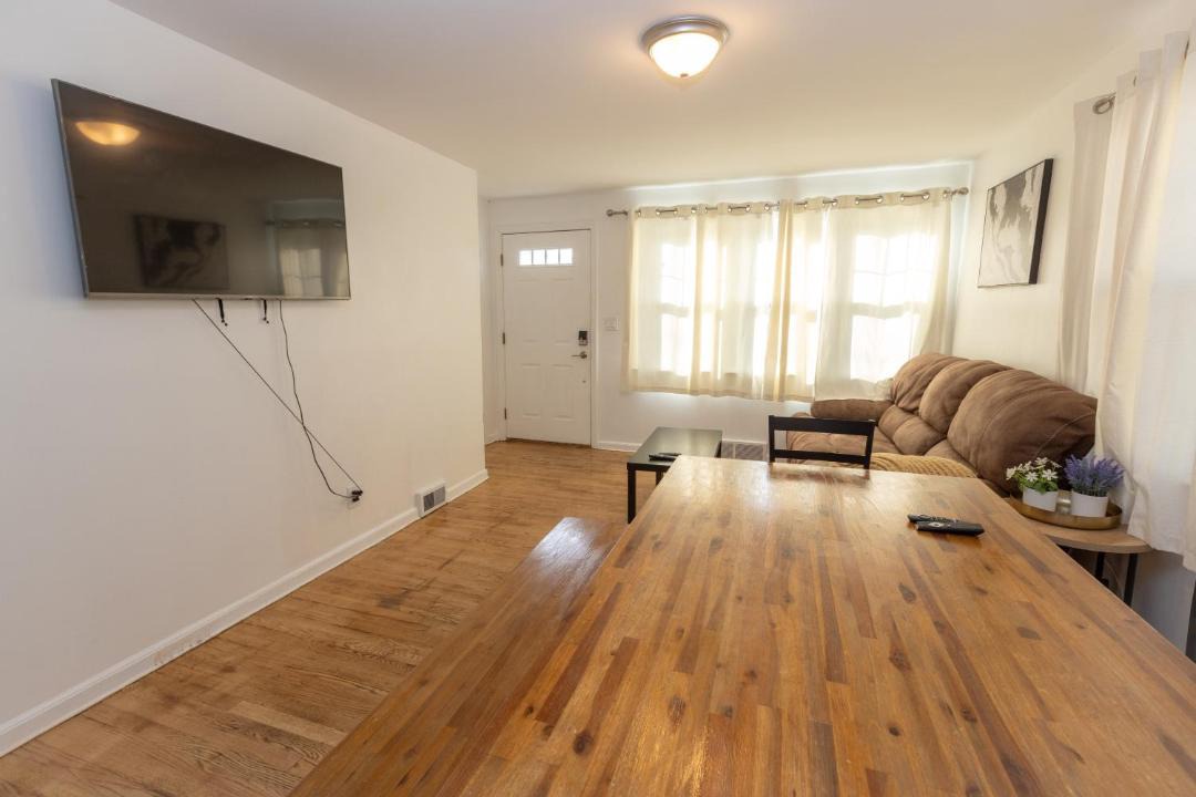 Photo of Others in New Haven