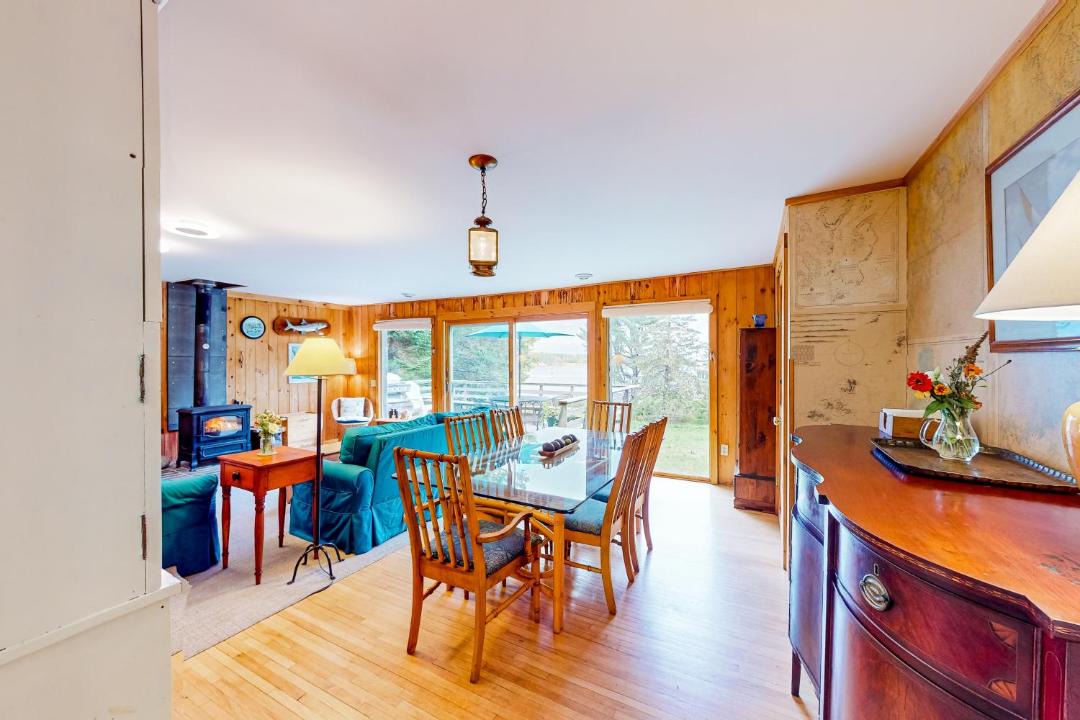 Photo of Livingroom in Southwest Harbor