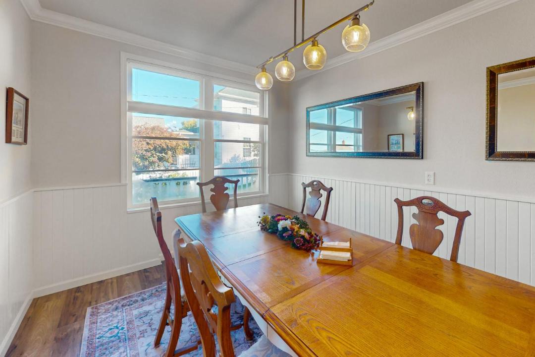 Photo of Livingroom in Gardiner