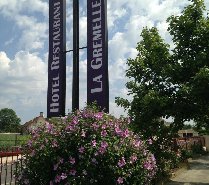Photo of Buildings in Ladoix-Serrigny