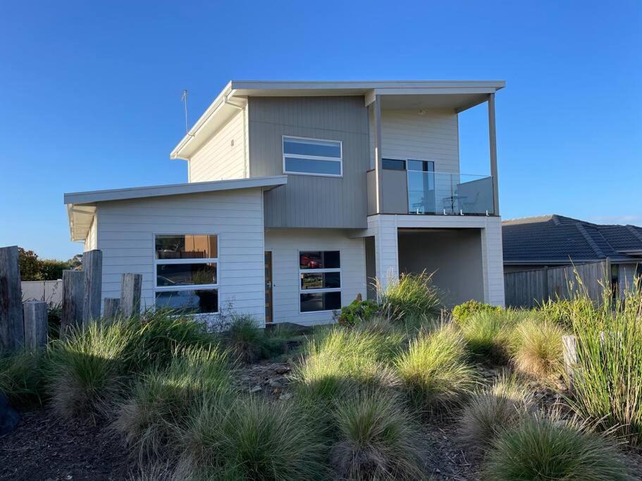 Photo of Buildings in Cowes