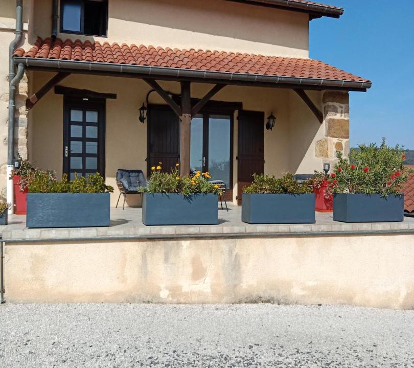 Photo of Others in Chateau