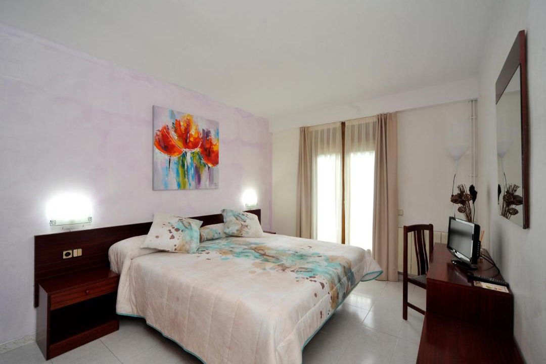 Photo of Bedroom in Esterri D'Aneu
