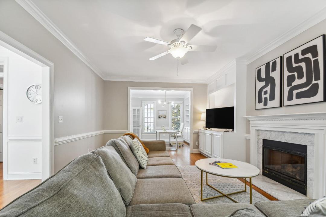 Photo of Livingroom in Clayton