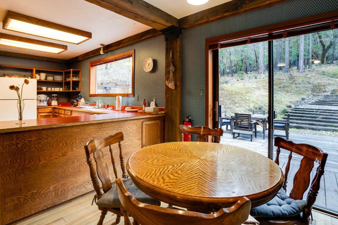 Photo of Livingroom in Murphy