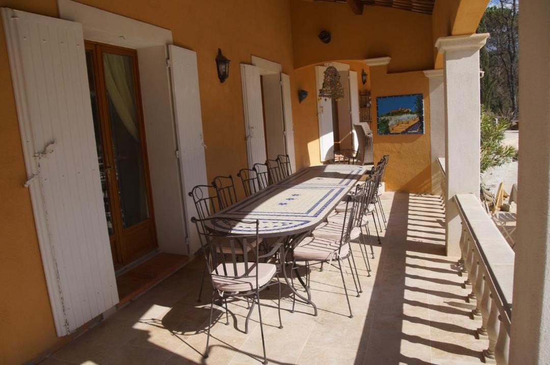 Photo of Others in Regusse