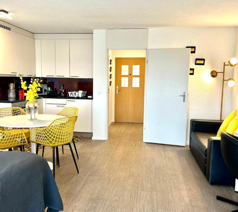 Photo of Livingroom in Dietikon District