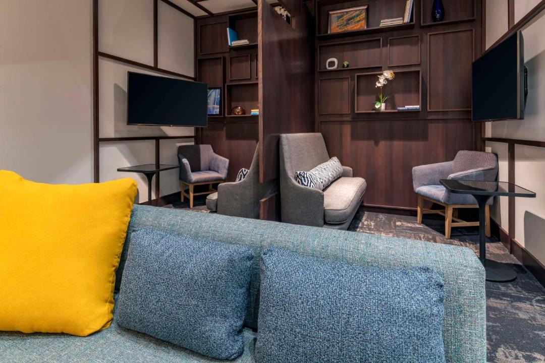 Photo of Livingroom in Central Business District