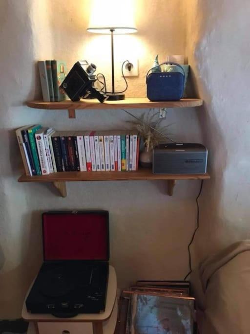 Photo of Others in Theus