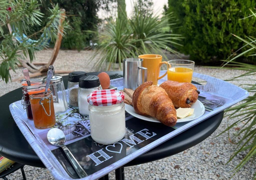 Photo of Others in Sablet