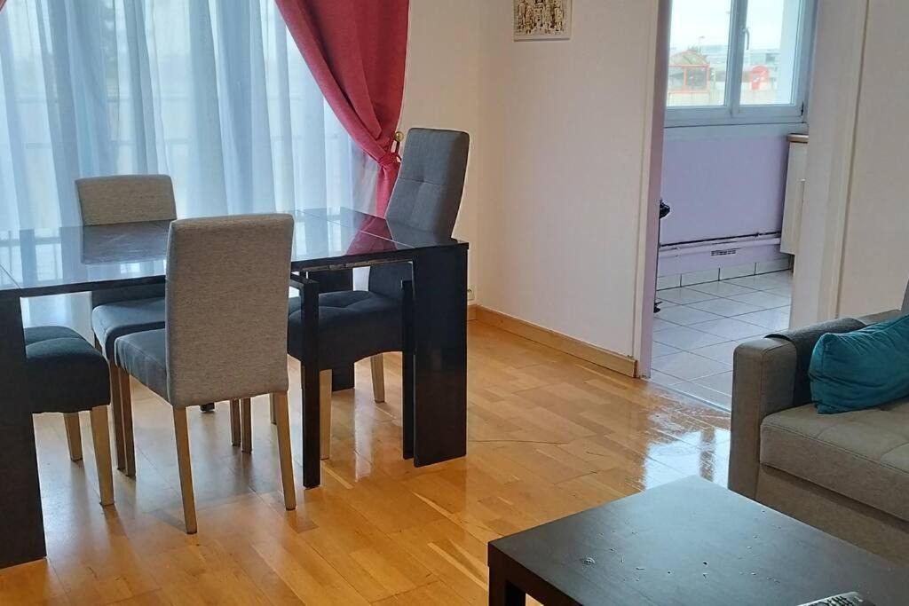 Photo of Livingroom in Poissy