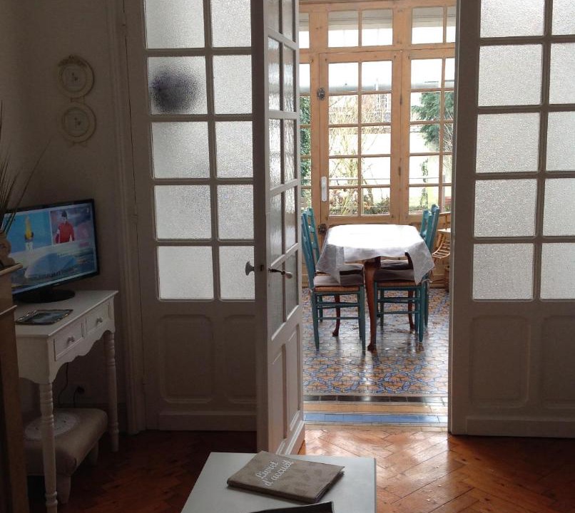 Photo of Livingroom in Faubourg de Bethune