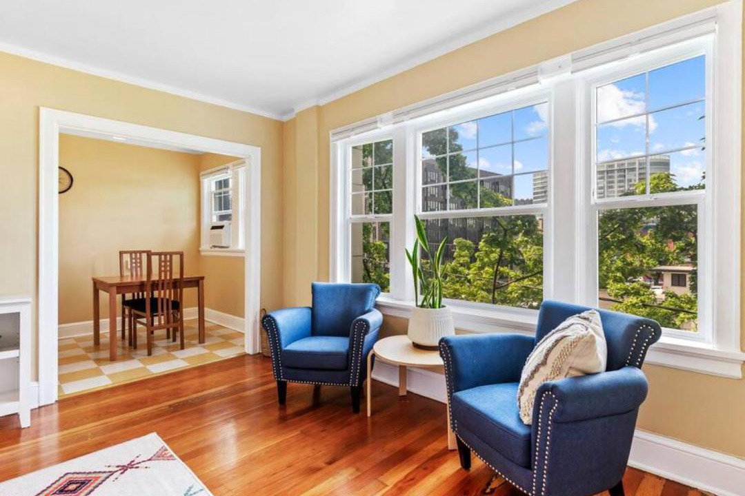 Photo of Livingroom in Alphabet Historic District