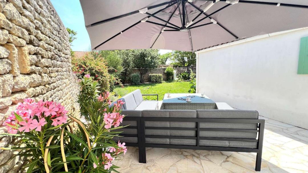 Photo of Patio Balcony in Loix
