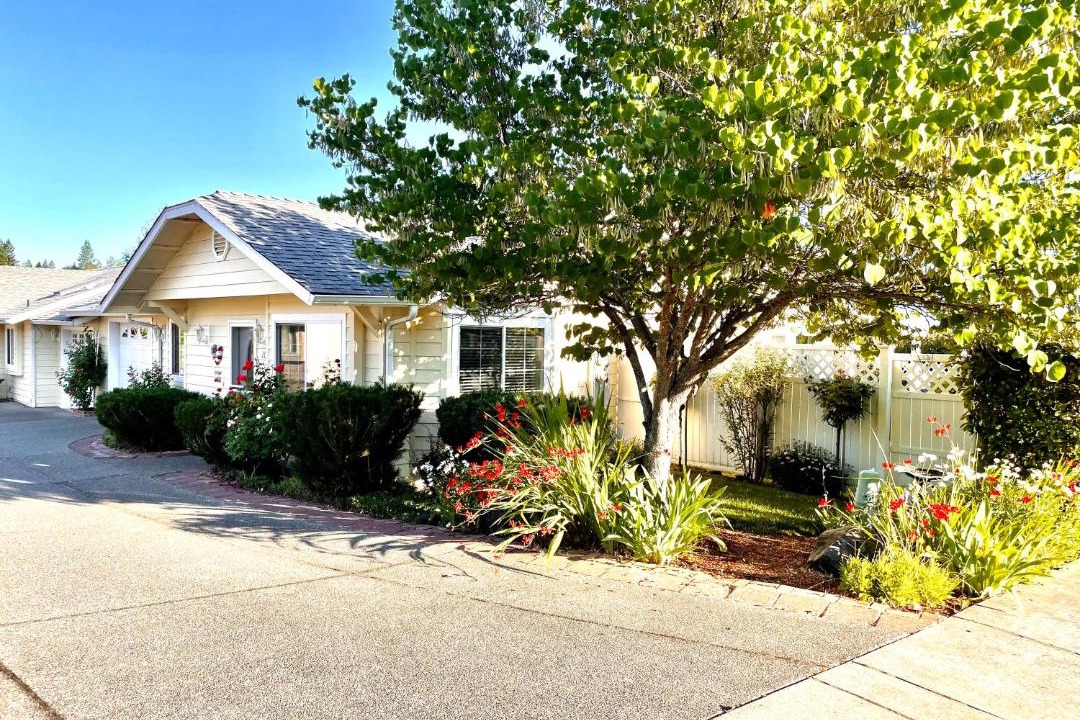 Photo of Others in Grants Pass