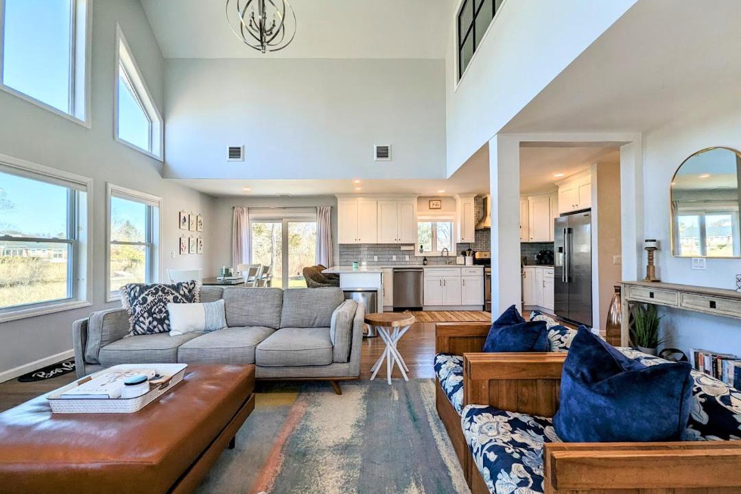 Photo of Livingroom in Southold