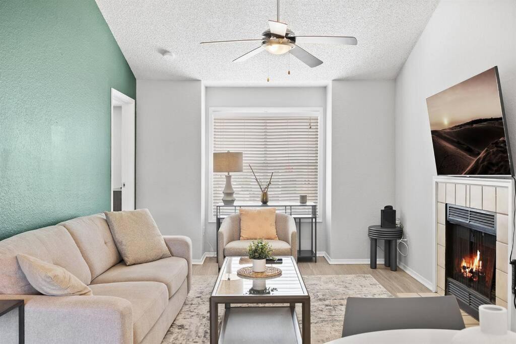 Photo of Livingroom in Milwood