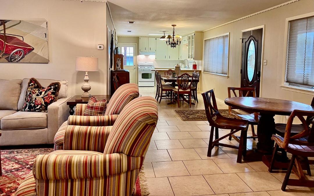 Photo of Livingroom in Llano