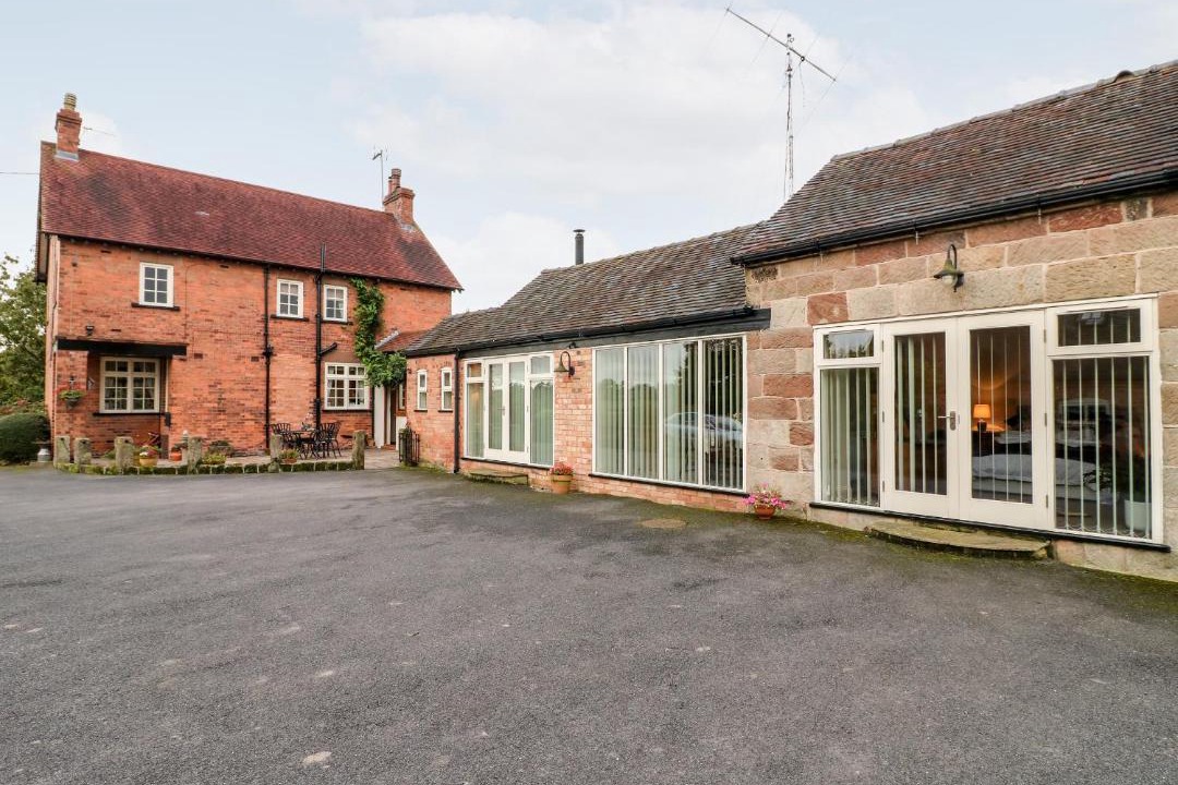 Photo of Others in Denstone