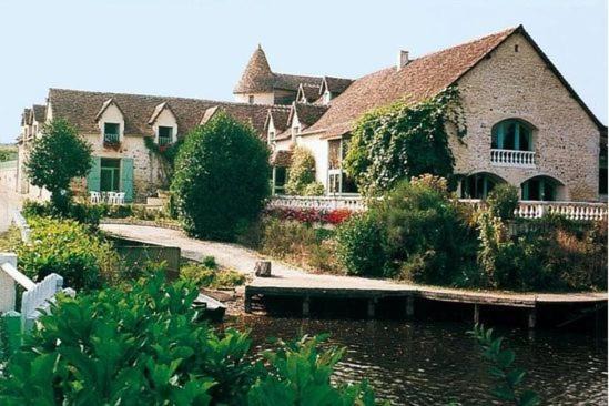 Photo of Others in Neufchatel-en-Saosnois