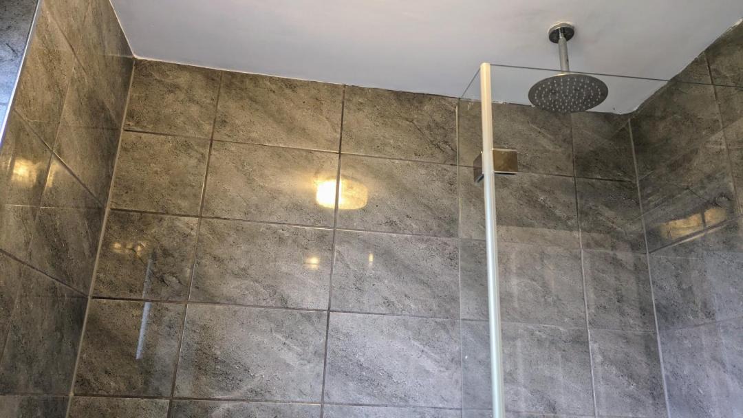 Photo of Bathroom in Gwersyllt