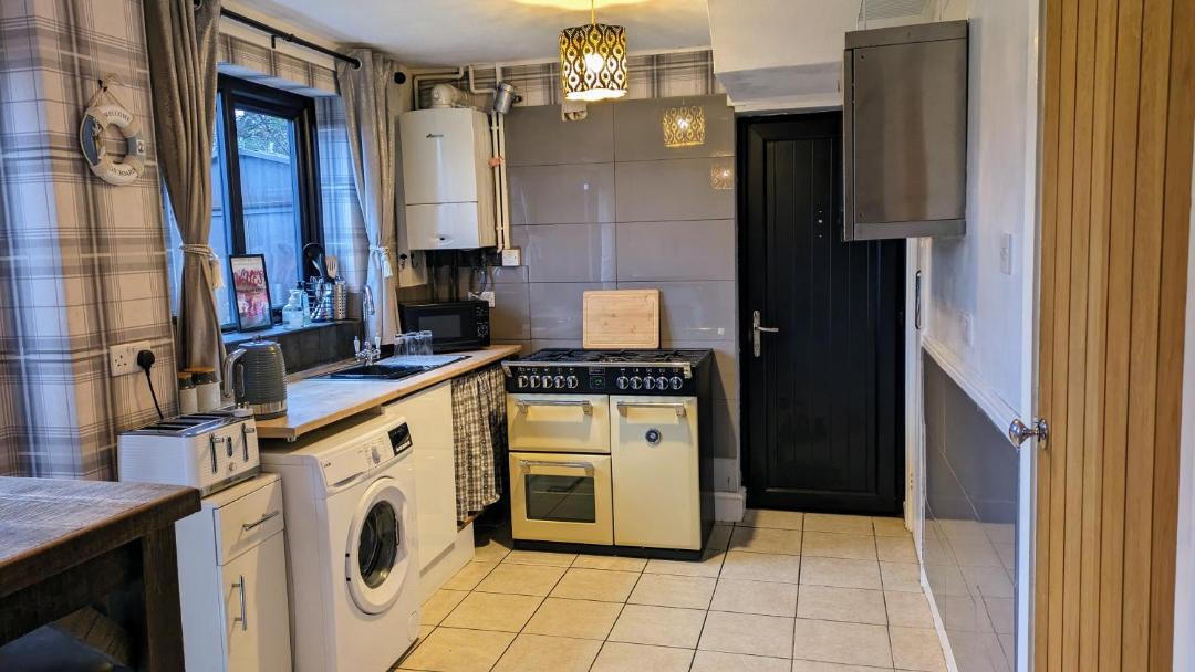 Photo of Kitchen in Gwersyllt