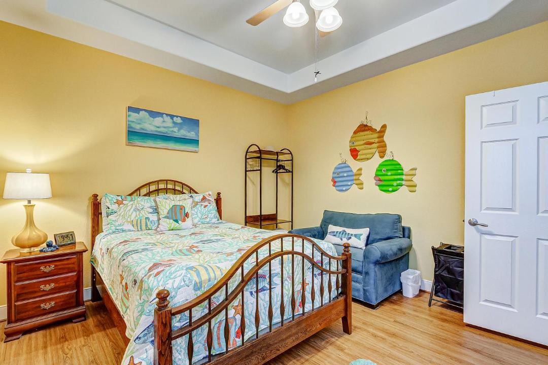 Photo of Bedroom in Port Bolivar