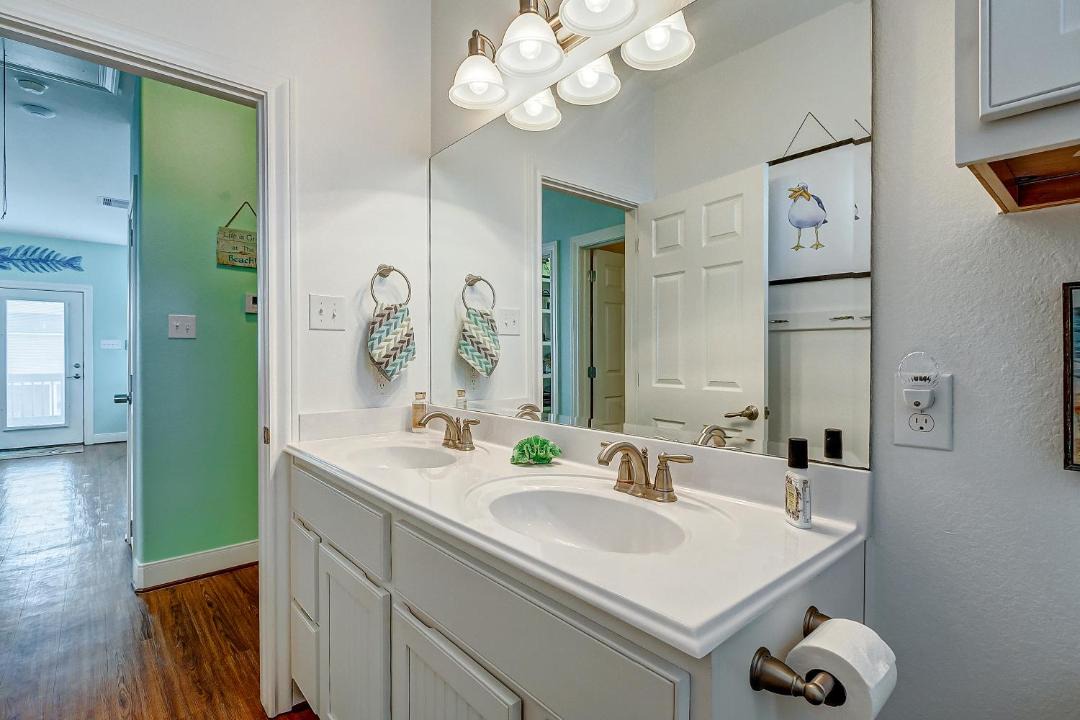 Photo of Bathroom in Port Bolivar