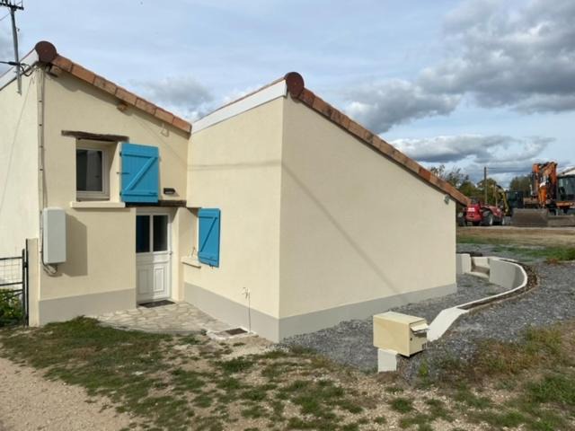 Photo of Buildings in Naintre