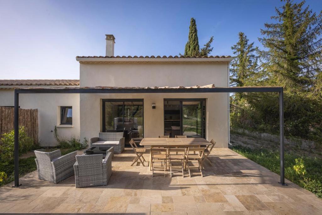 Photo of Others in Saint-Etienne-du-Gres