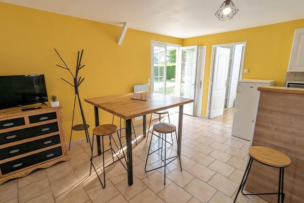 Photo of Livingroom in Montendre