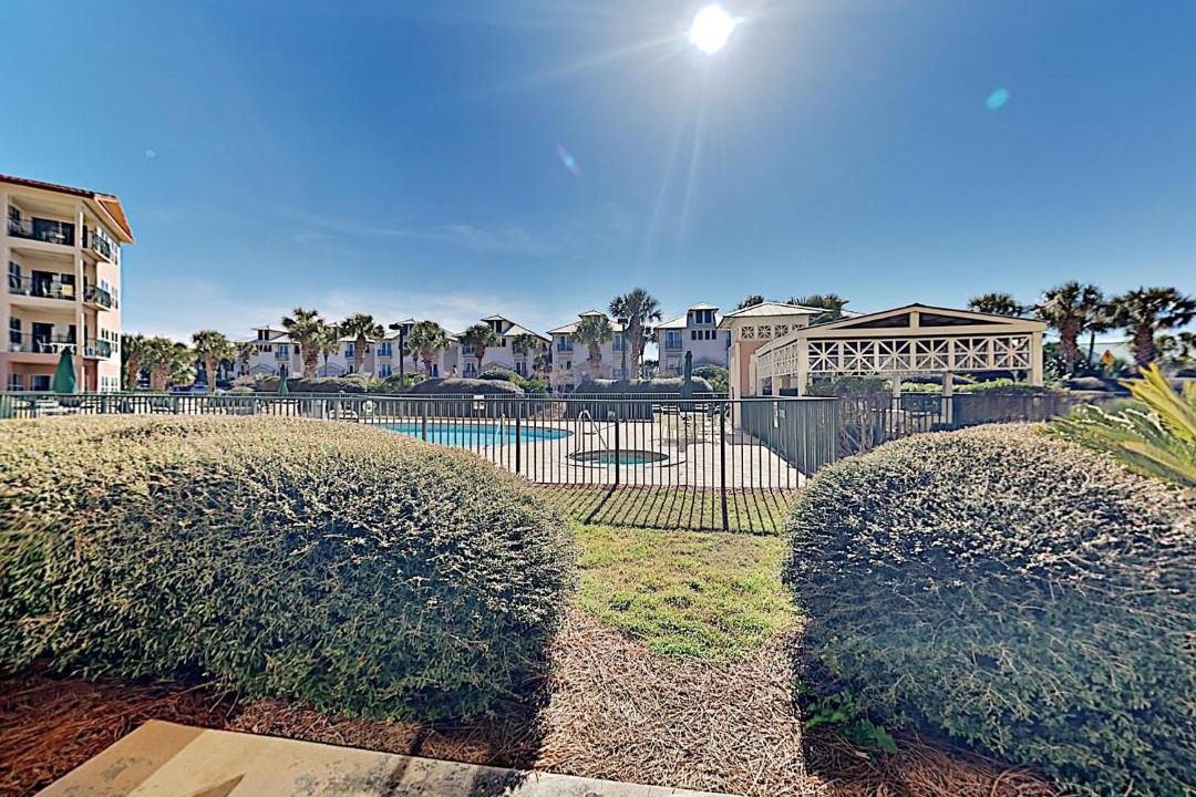 Photo of Others in Frangista Beach