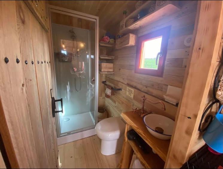 Photo of Bathroom in Breconchaux