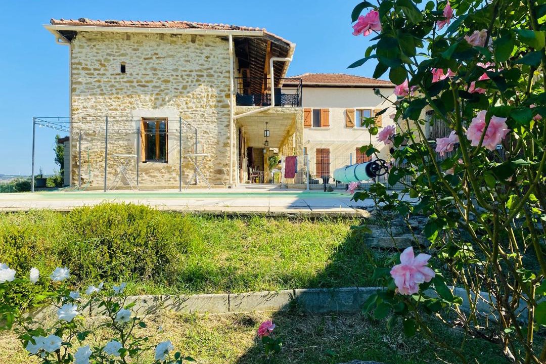 Photo of Others in Parnans