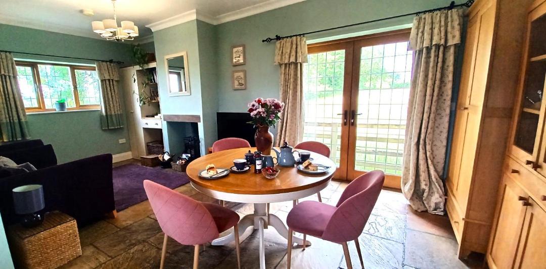 Photo of Livingroom in Ripley