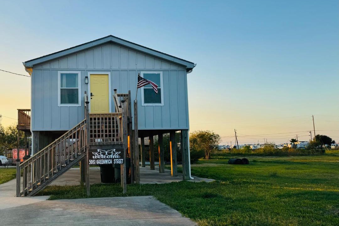 Photo of Others in Sabine Pass