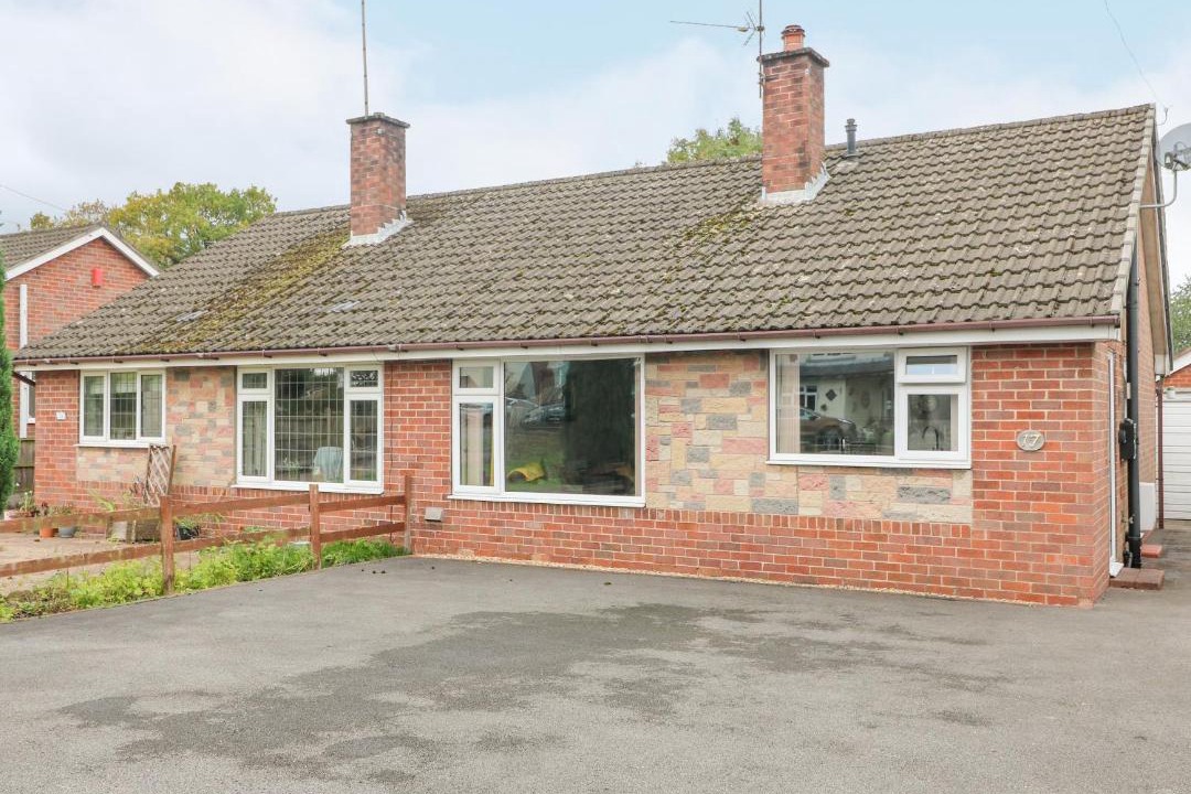 Photo of Buildings in Kingsley Holt