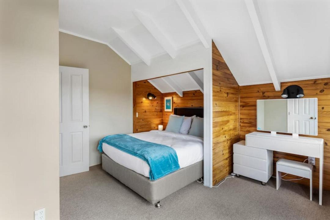 Photo of Others in Forrest Hill