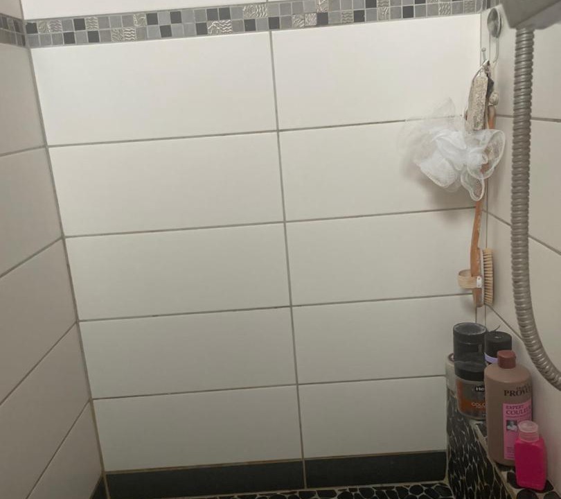 Photo of Bathroom in Varennes-Vauzelles