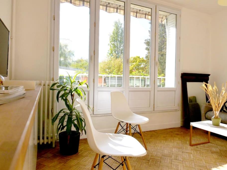 Photo of Livingroom in Le Kremlin-Bicetre