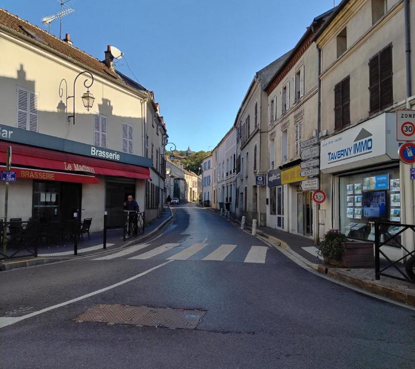 Photo of Others in Taverny