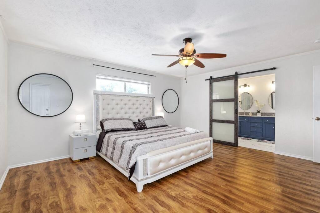 Photo of Bedroom in Allen