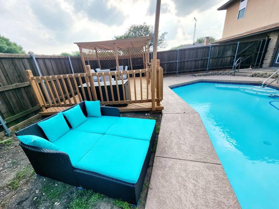 Photo of Outdoor in Allen
