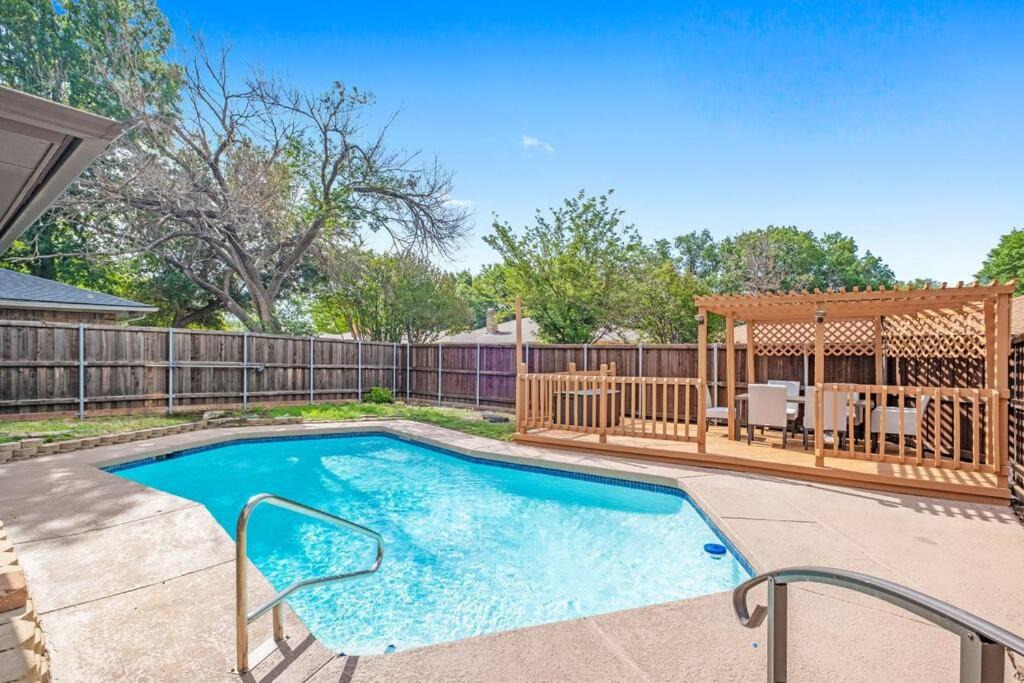 Photo of Outdoor in Allen