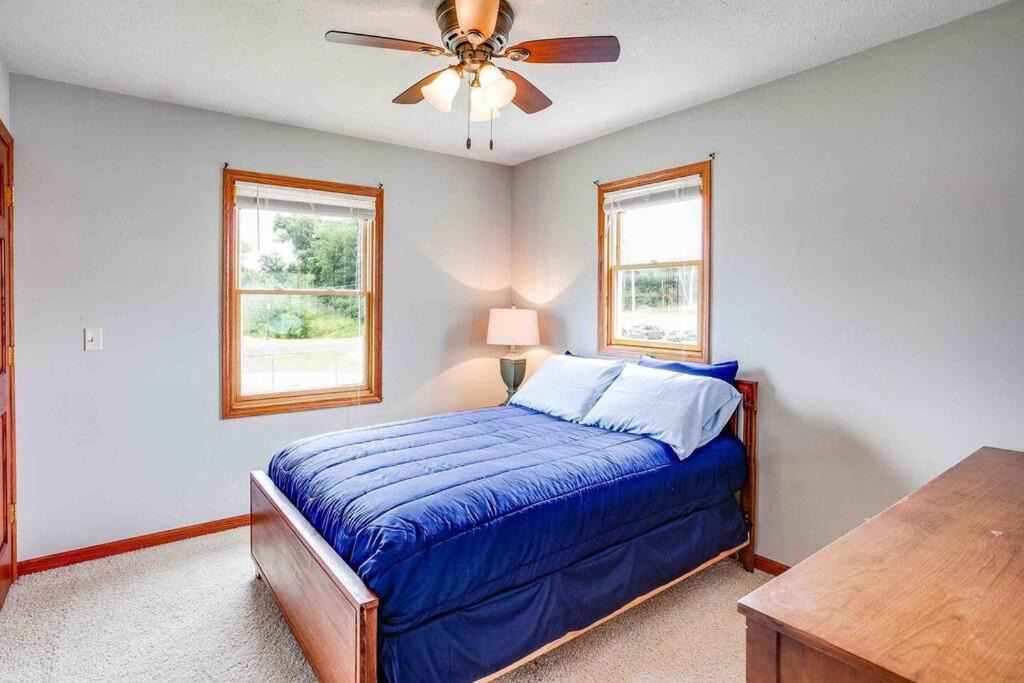 Photo of Others in Notre Dame