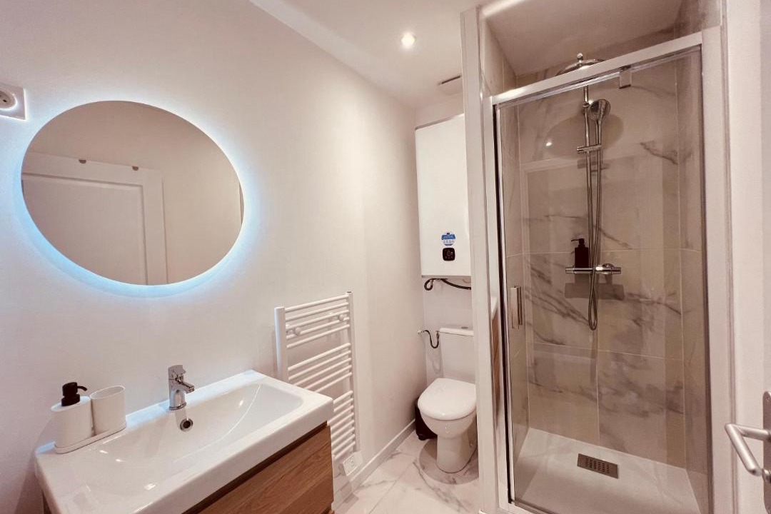 Photo of Bathroom in Montlucon